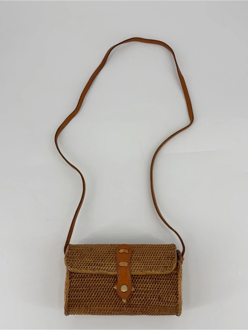 Mini Rattan Crossbody Leather Purse Bali Straw Wicker Boho Clutch - Picture 1 of 9